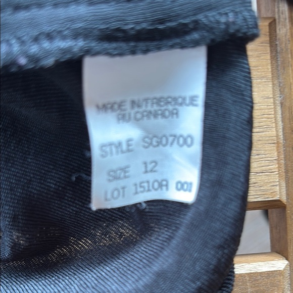 Vintage Garey Petites Black Patterned Sparkle Women's Top - Picture 7 of 7